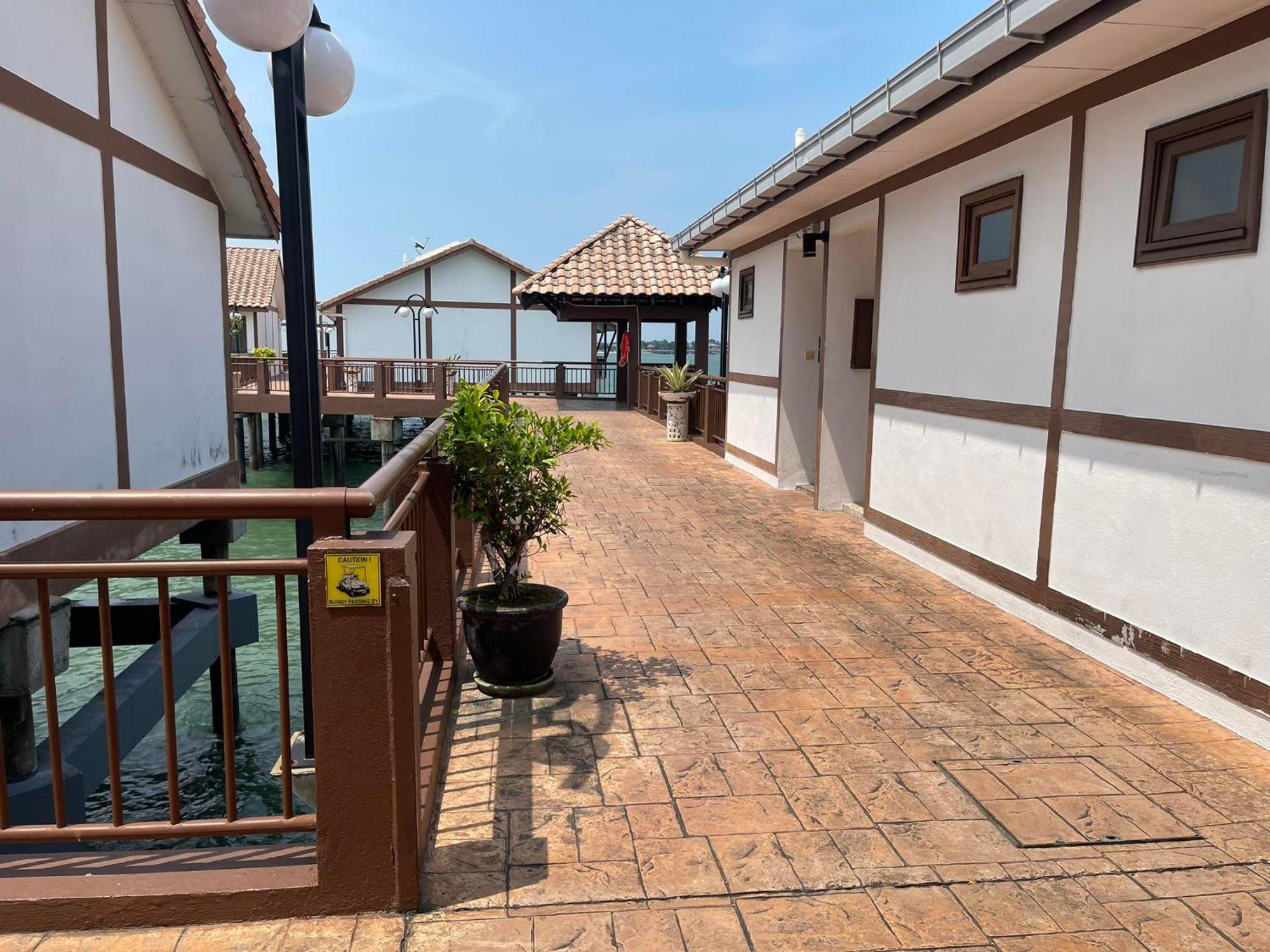 Water Chalet Port Dickson- Private 외부 사진